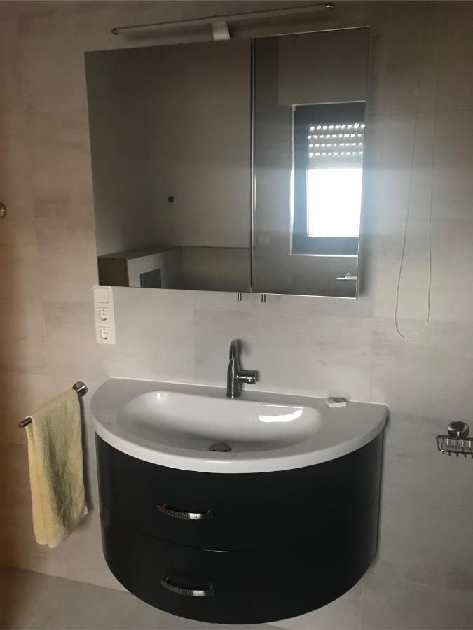 Fuer Pendler Und Monteure Oder Ferienwohnung Zum Erholen Ober-Ramstadt Esterno foto